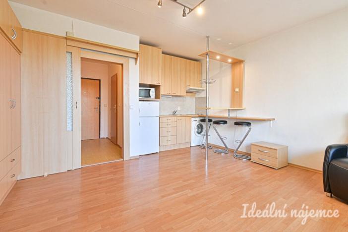 Pronájem bytu 1+kk, Brno, Moldavská, 34 m2