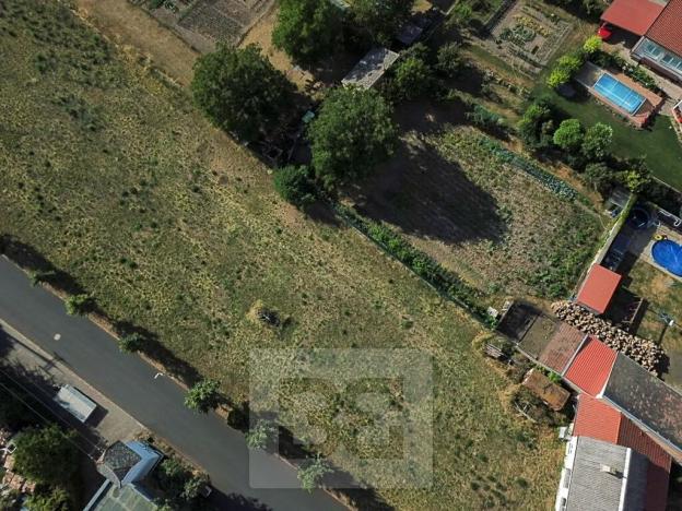 Prodej pozemku pro bydlení, Hrobce, Pod Bulfem, 940 m2