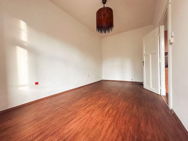 Pronájem bytu 2+kk, Praha - Smíchov, Holečkova, 39 m2