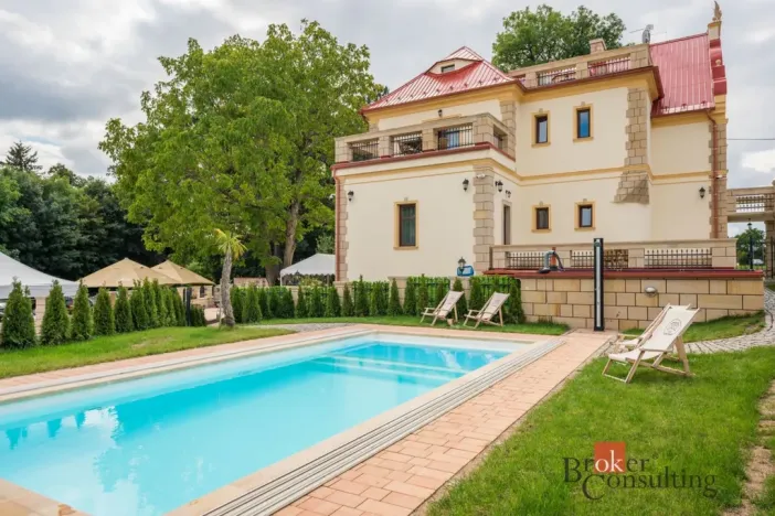 Prodej ubytování, Jičín - Sedličky, 786 m2