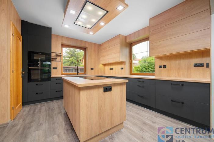 Prodej rodinného domu, Stráž nad Nisou, Růžová, 530 m2