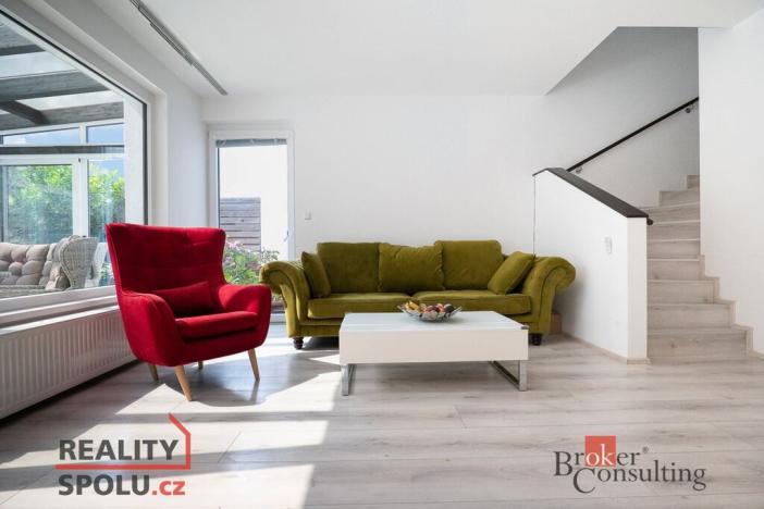 Pronájem rodinného domu, Praha - Dolní Měcholupy, Rothmayerova, 155 m2