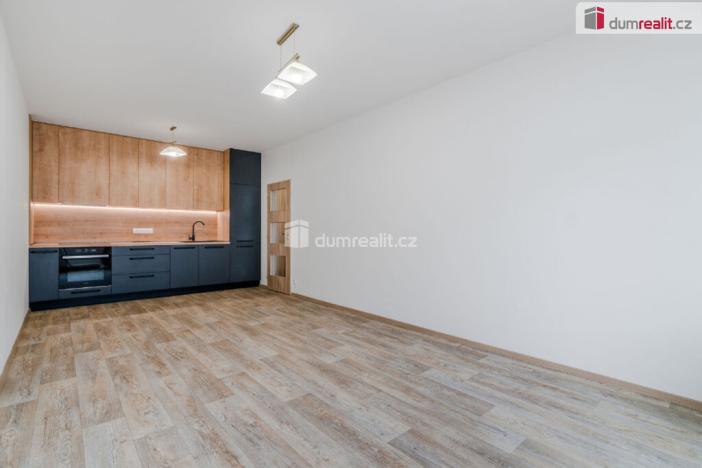Pronájem bytu 2+kk, Praha - Střížkov, Zakšínská, 52 m2