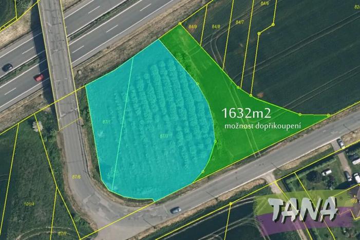 Prodej komerčního pozemku, Čtveřín, 3080 m2