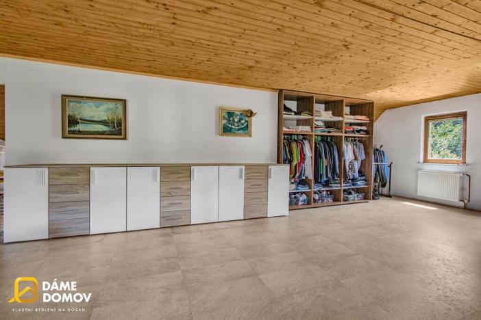 Prodej rodinného domu, Vsetín, Semetín, 324 m2