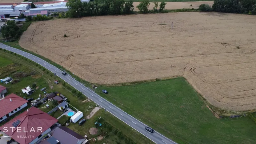 Prodej komerčního pozemku, Milovice, 4340 m2