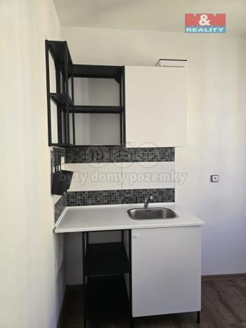 Pronájem bytu 1+kk, Děčín - Děčín IV-Podmokly, Jungmannova, 21 m2