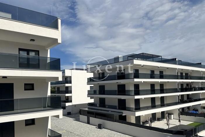 Prodej bytu 1+kk, Zadar, Chorvatsko, 66 m2