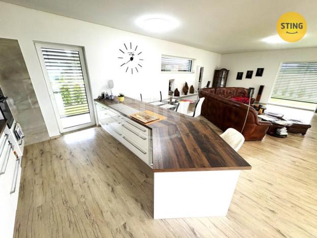 Prodej rodinného domu, Lišov, 160 m2