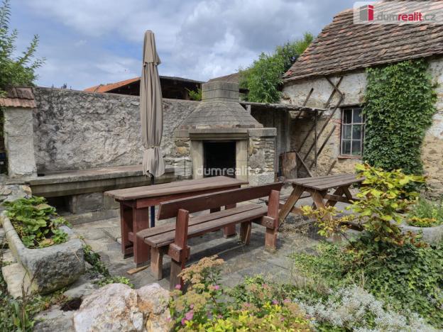 Prodej rodinného domu, Velešín, náměstí J. V. Kamarýta, 130 m2