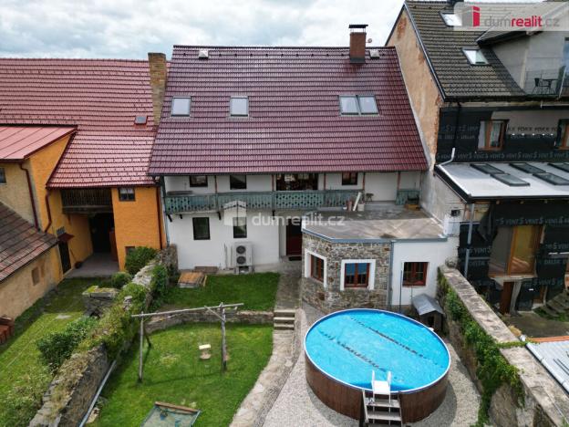 Prodej rodinného domu, Velešín, náměstí J. V. Kamarýta, 130 m2