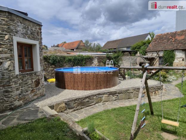 Prodej rodinného domu, Velešín, náměstí J. V. Kamarýta, 130 m2