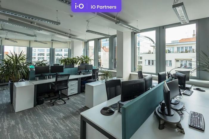 Pronájem kanceláře, Praha - Nusle, Lomnického, 537 m2