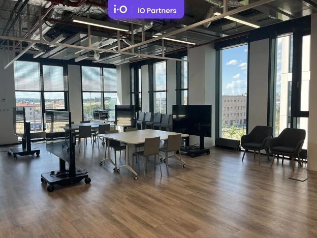 Pronájem kanceláře, Praha - Vinohrady, Italská, 457 m2