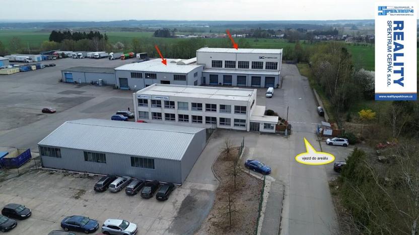 Pronájem výrobních prostor, Lišov, Hůrecká, 2357 m2
