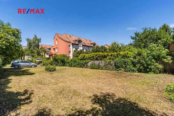 Prodej komerčního pozemku, Praha - Letňany, 262 m2