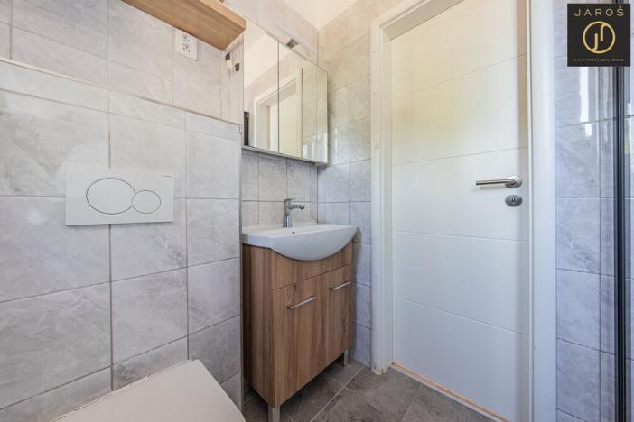 Prodej bytu 2+1, Kounov, 53 m2