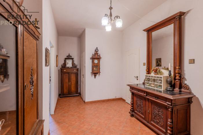 Prodej vily, Kučerov, 292 m2