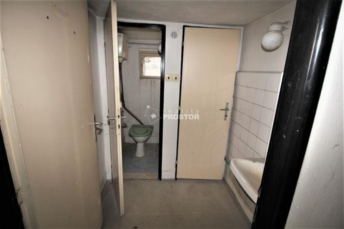 Pronájem skladu, Nučice, K Desítce, 400 m2