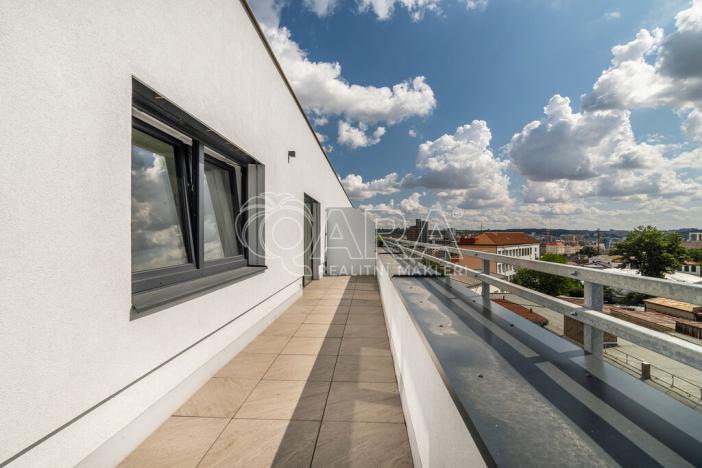 Prodej bytu 3+kk, Praha - Vysočany, Spojovací, 79 m2