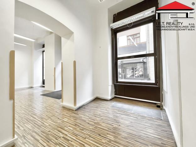 Pronájem obchodního prostoru, Brno, Josefská, 106 m2