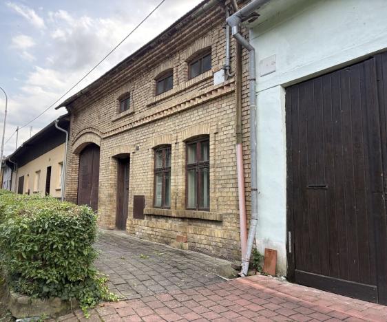 Prodej pozemku pro bydlení, Kroměříž, 336 m2
