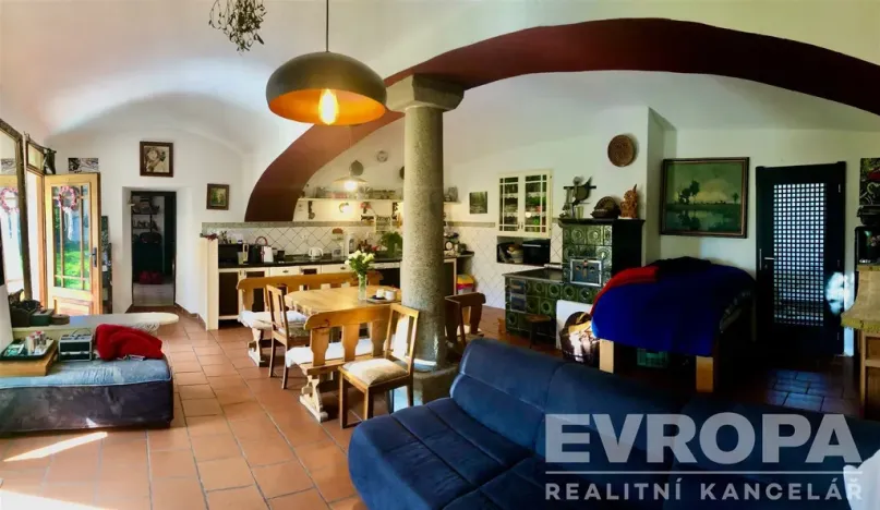 Prodej rodinného domu, Bukovany, 208 m2