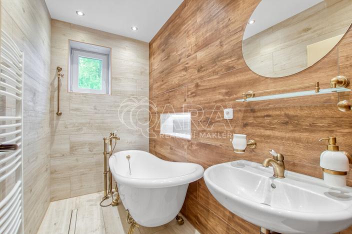 Prodej rodinného domu, Bílá, 142 m2