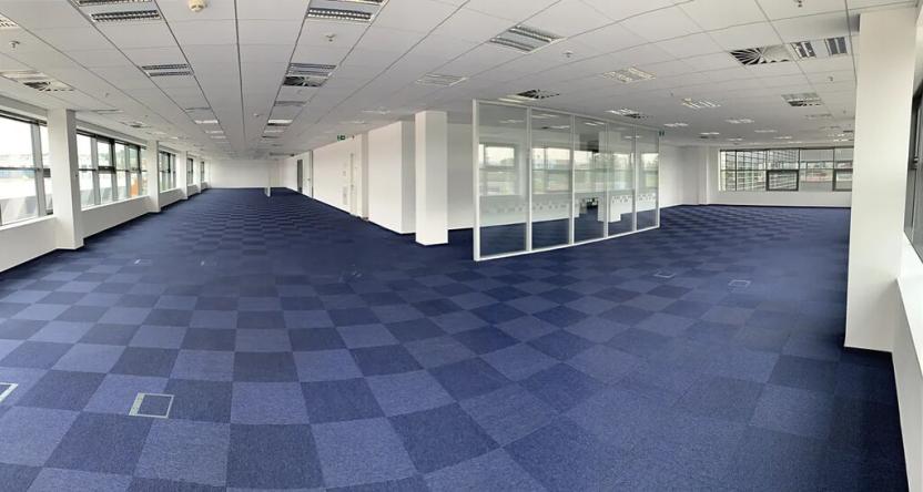 Pronájem kanceláře, Brno, Holandská, 936 m2