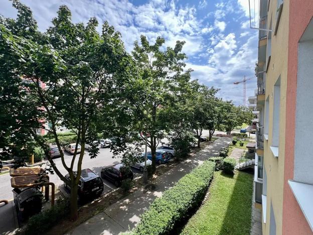 Pronájem bytu 2+kk, Praha - Hlubočepy, Brichtova, 43 m2
