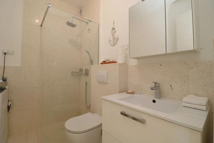 Prodej bytu 3+kk, Tribunj, Chorvatsko, 108 m2