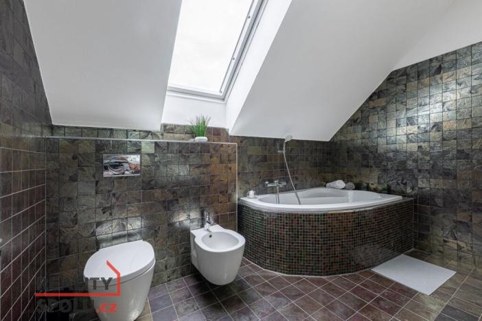 Prodej rodinného domu, Plzeň, Květná, 222 m2