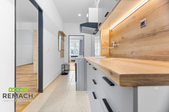Pronájem bytu 2+1, Náchod, Pražská, 50 m2