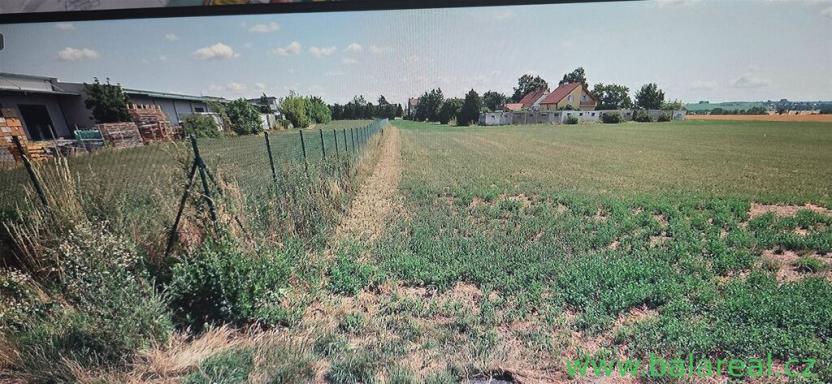 Prodej pole, Šlapanice, 2007 m2