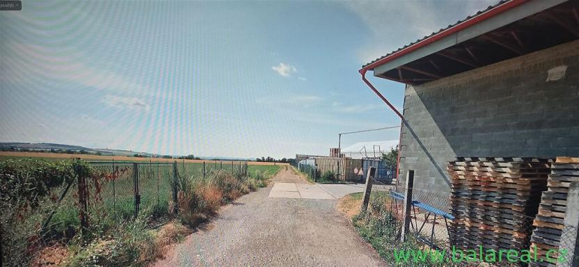 Prodej pole, Šlapanice, 2007 m2