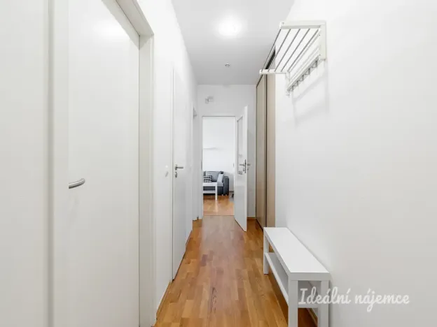 Pronájem bytu 2+kk, Praha - Košíře, Česká, 46 m2