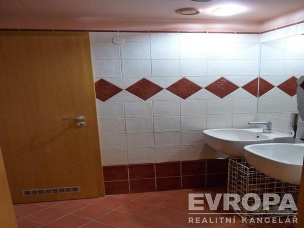 Prodej obchodního prostoru, Liberec - Liberec IV-Perštýn, Moskevská, 135 m2