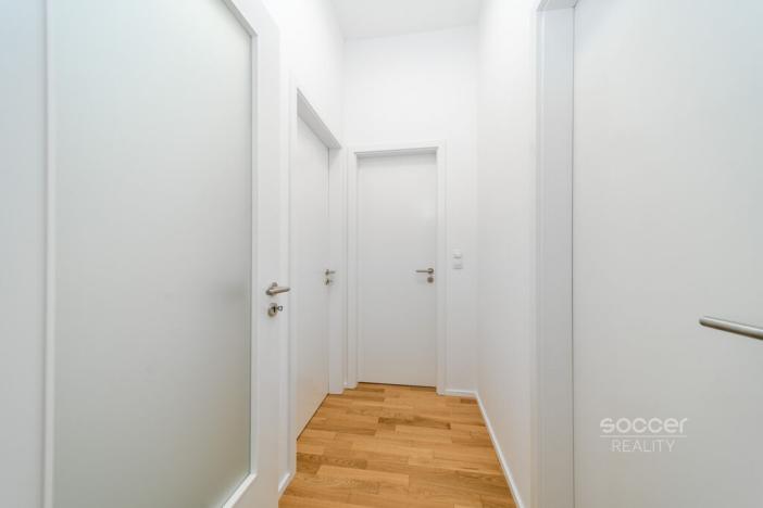 Pronájem bytu 2+kk, Praha - Žižkov, Krásova, 63 m2