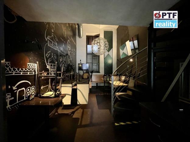 Pronájem restaurace, Plzeň, Veleslavínova, 325 m2