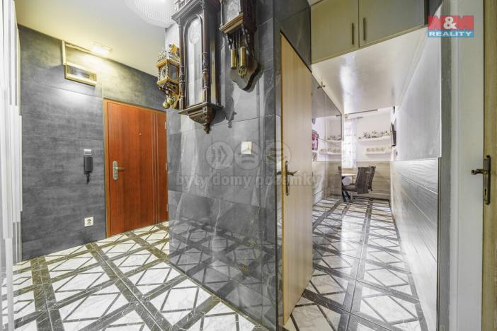 Prodej bytu 4+1, Klášterec nad Ohří, Okružní, 77 m2