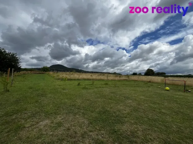 Prodej pozemku pro bydlení, Liběšice - Dolní Chobolice, 10640 m2