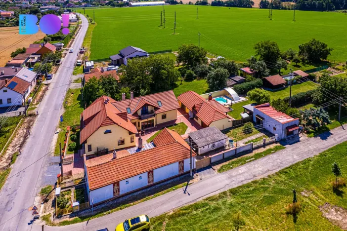 Prodej vícegeneračního domu, Červenka, Třebízského, 442 m2