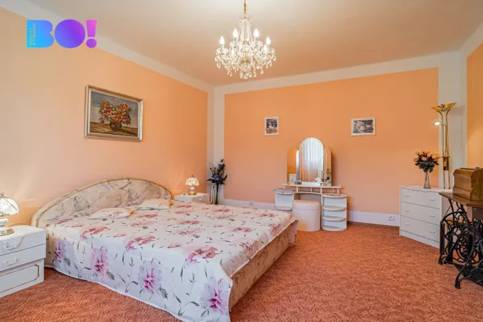 Prodej vícegeneračního domu, Červenka, Třebízského, 442 m2