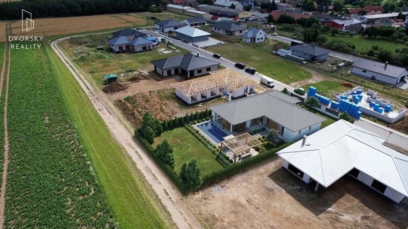 Prodej pozemku pro bydlení, Sukorady, 1044 m2