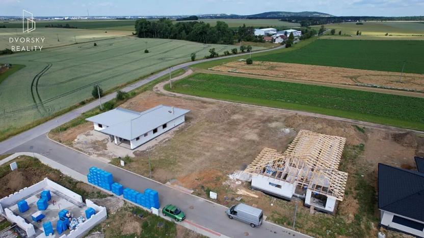 Prodej pozemku pro bydlení, Sukorady, 1044 m2