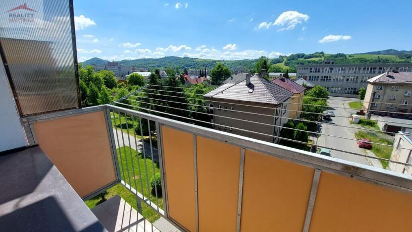 Prodej bytu 2+1, Zubří, Sídlištní, 53 m2