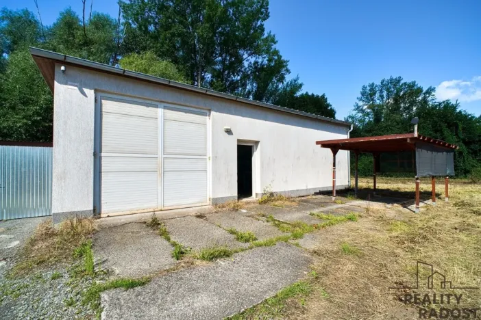 Prodej komerčního pozemku, Ostrava, 1938 m2