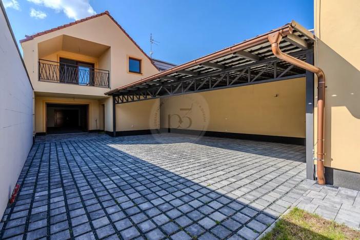 Prodej rodinného domu, Valtice, Sobotní, 253 m2