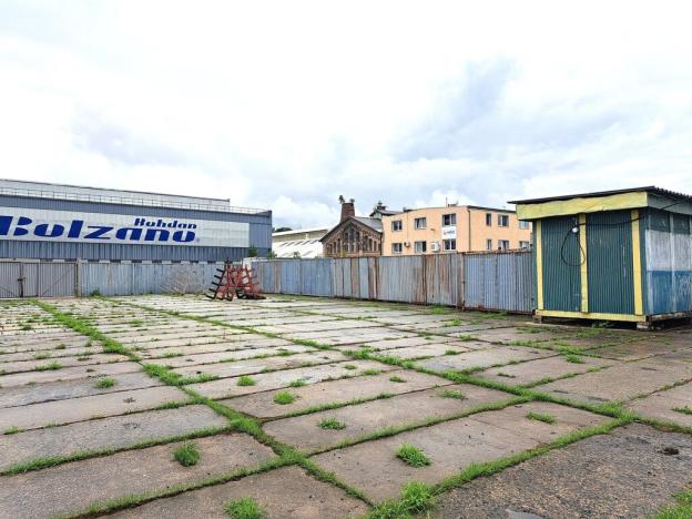 Pronájem výrobních prostor, Kladno, Huťská, 720 m2