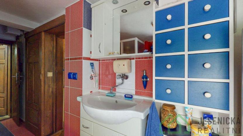 Prodej rodinného domu, Javorník - Travná, 75 m2